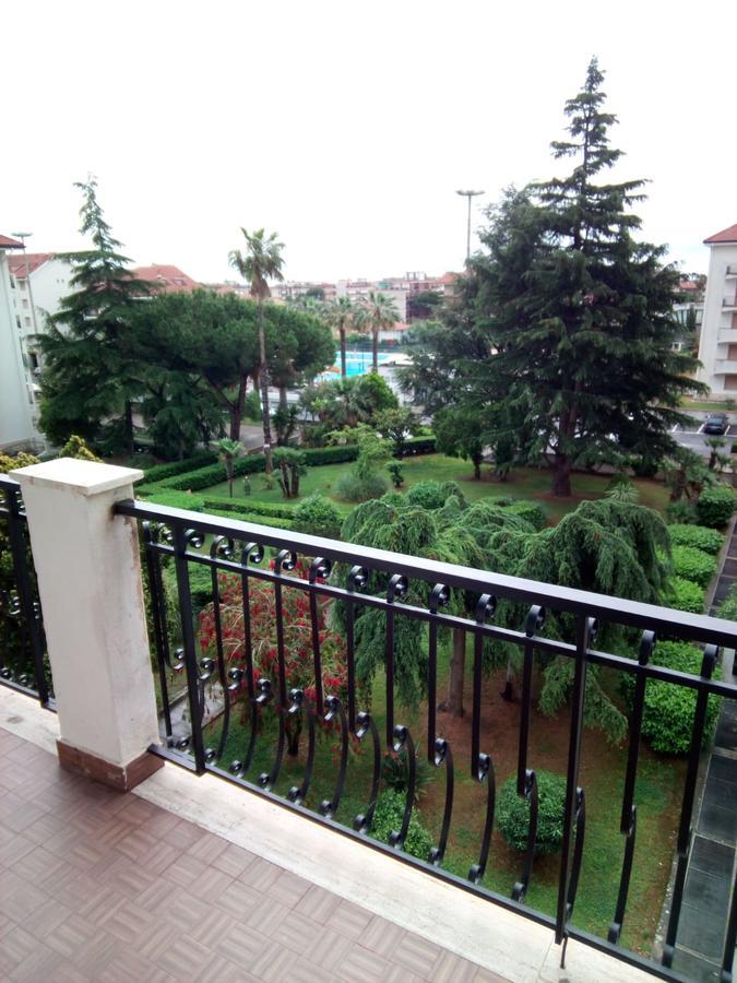 Condominio Ariazzurra S. Bart. ซานบาร์โตโลเมโอ อัล มาเร ภายนอก รูปภาพ
